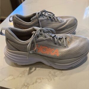 Hoka Bondi 8s size 10W